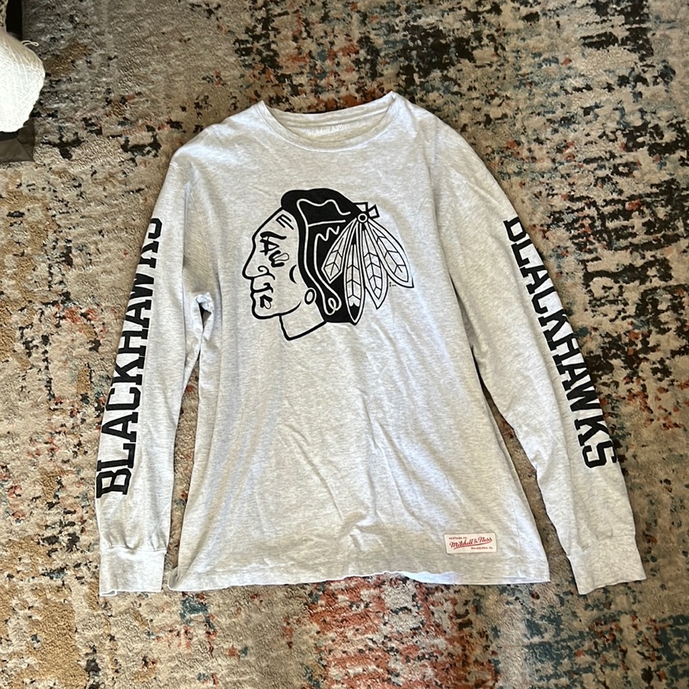 Mitchell and ness chicago blackhawks long sleeve t shirt
